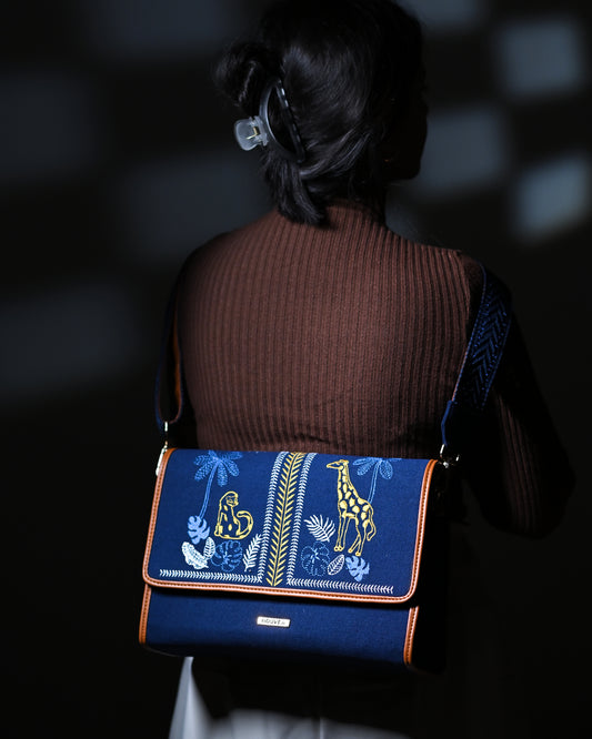 Safaria - Embroidered tropical Satchel