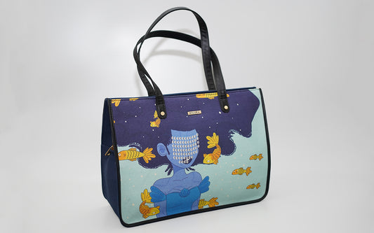 Aquie Tote bag