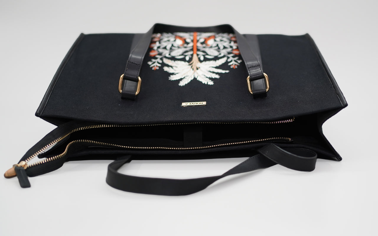 Palmora Tote